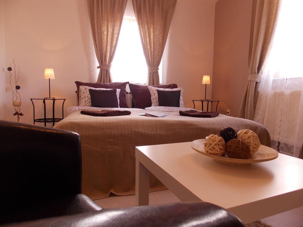 Éden Villa Családi Apartmanház Balatonfüred Esterno foto