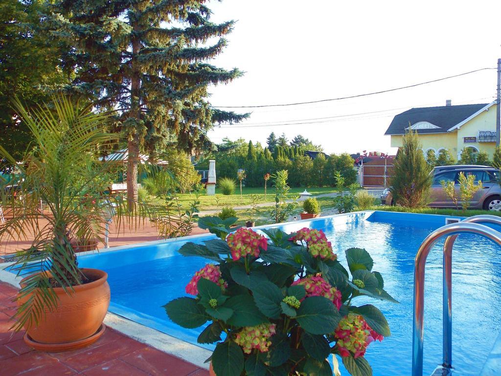 Éden Villa Családi Apartmanház Balatonfüred Esterno foto
