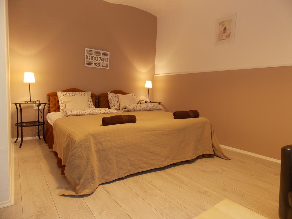 Éden Villa Családi Apartmanház Balatonfüred Esterno foto