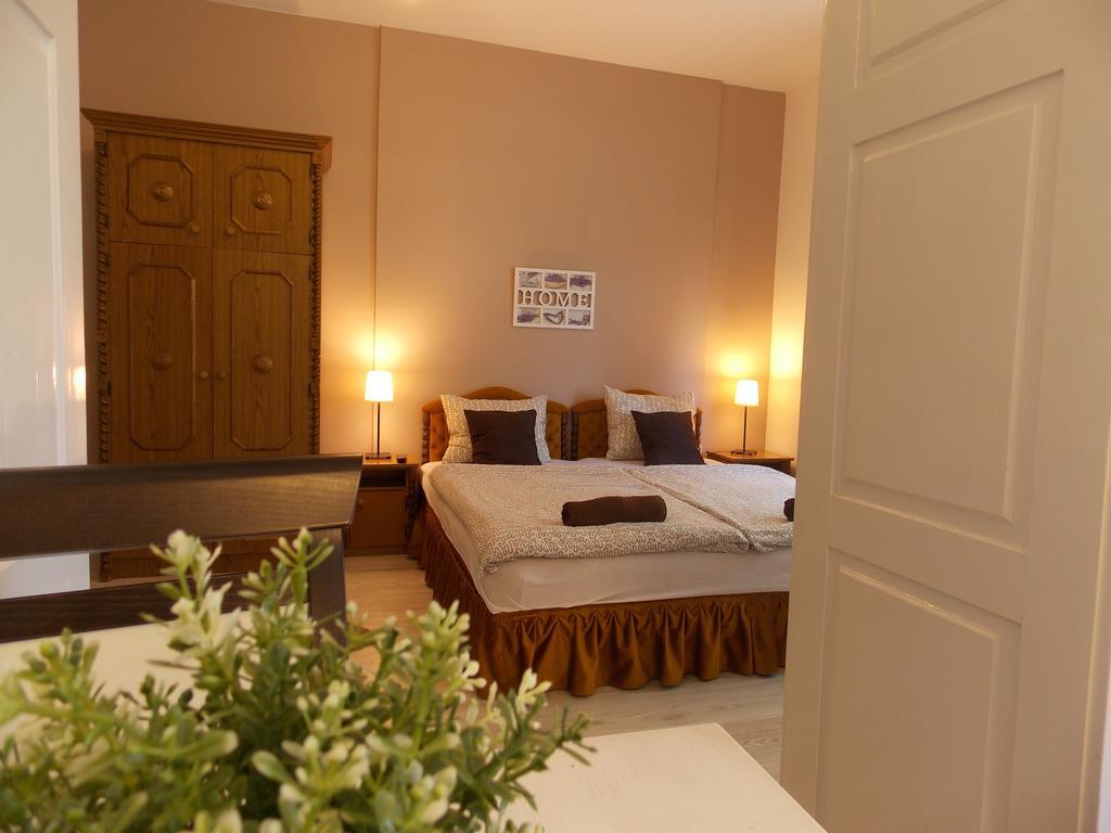 Éden Villa Családi Apartmanház Balatonfüred Esterno foto