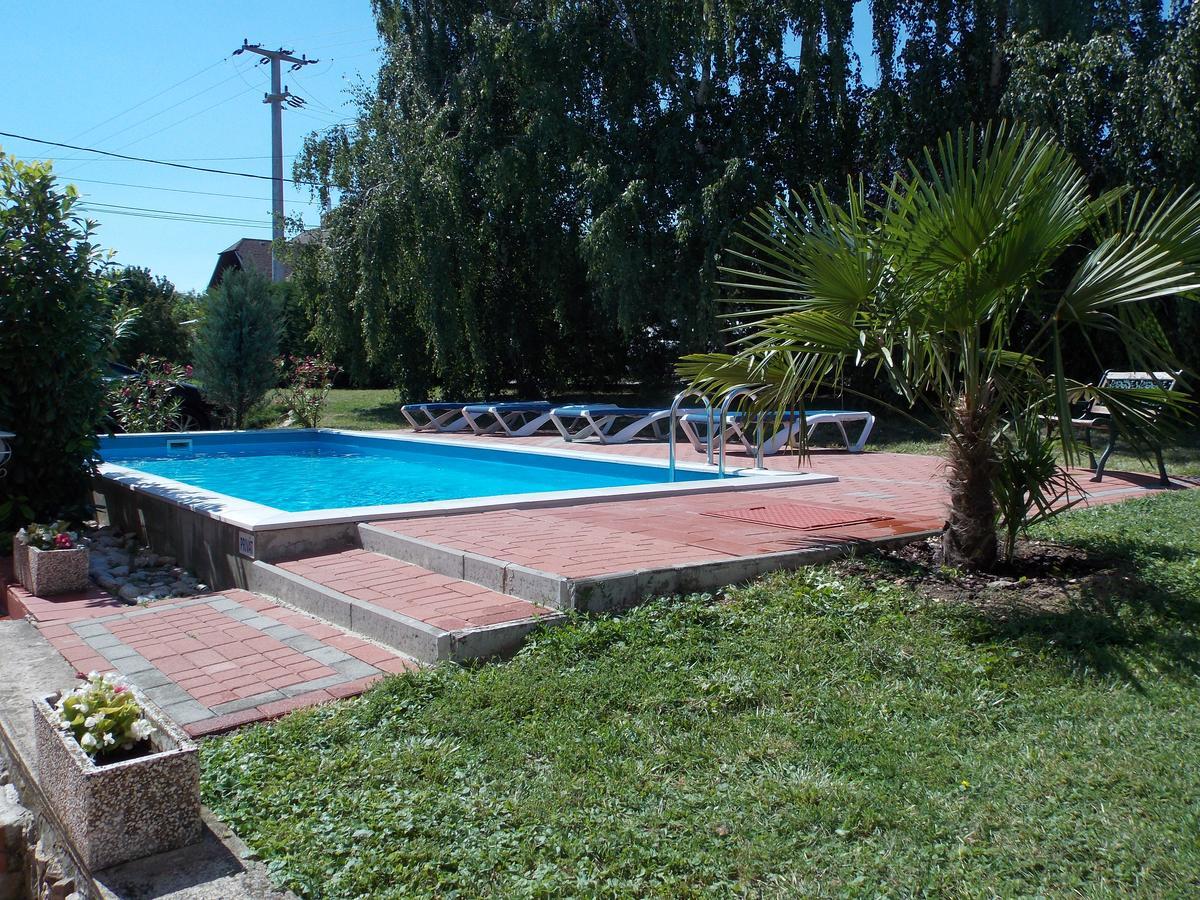 Éden Villa Családi Apartmanház Balatonfüred Esterno foto