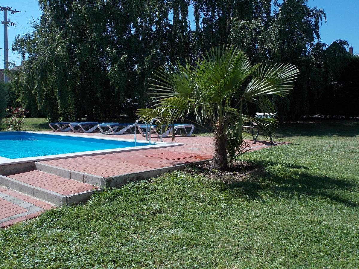 Éden Villa Családi Apartmanház Balatonfüred Esterno foto
